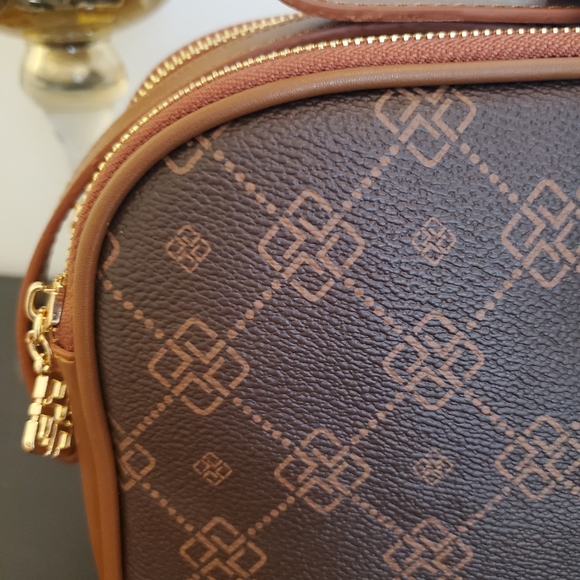 Bag - Picture 2 of 3